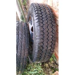 205 / 75R 17.5 Lorry tyres & wheels.