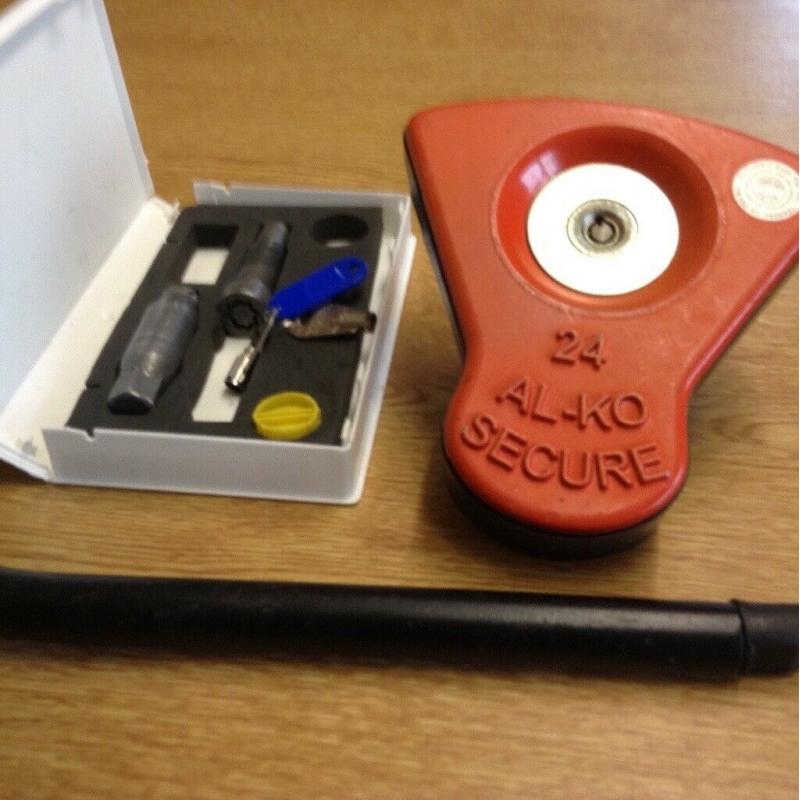 Alko wheel lock 24 complete set 2 keys