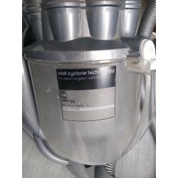 Dyson DC08 Animal cylinder hoover