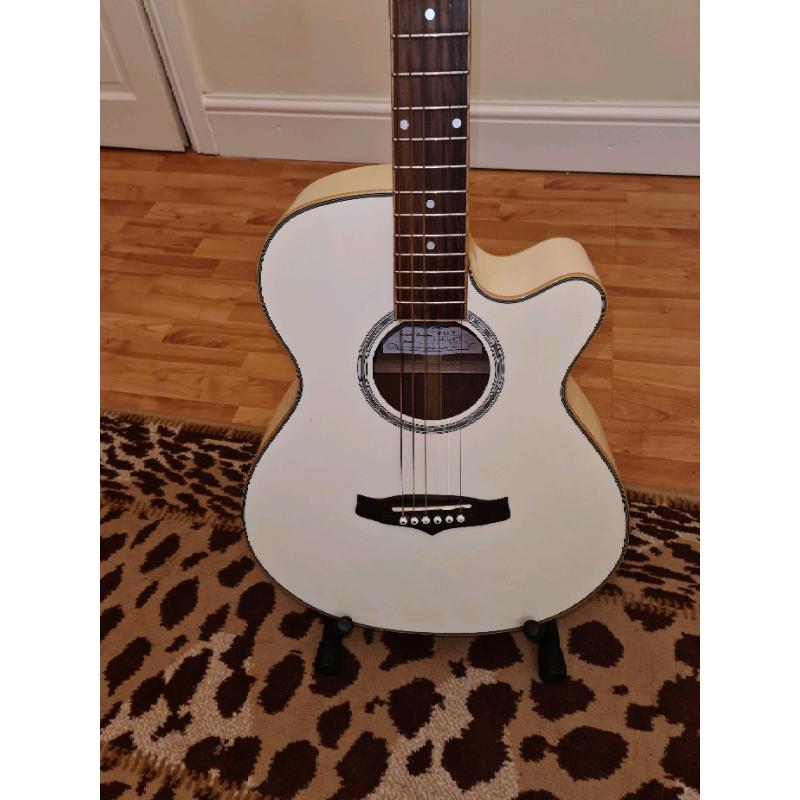 Tanglewood tsf,solid top electro acoustic