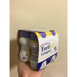 Nutricia Fortisip Compact 4 x 125ml packs Banana and Strawberry flavour (?5 per pack)