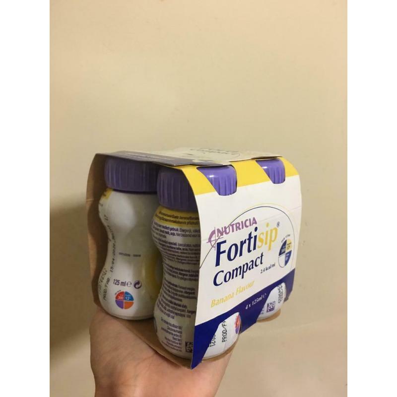 Nutricia Fortisip Compact 4 x 125ml packs Banana and Strawberry flavour (?5 per pack)