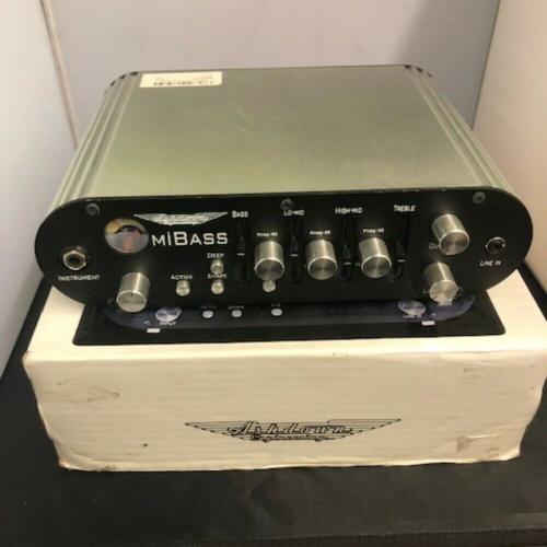 Ashdown MiBass 220