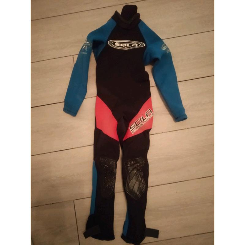Childs xxxs Sola wetsuit