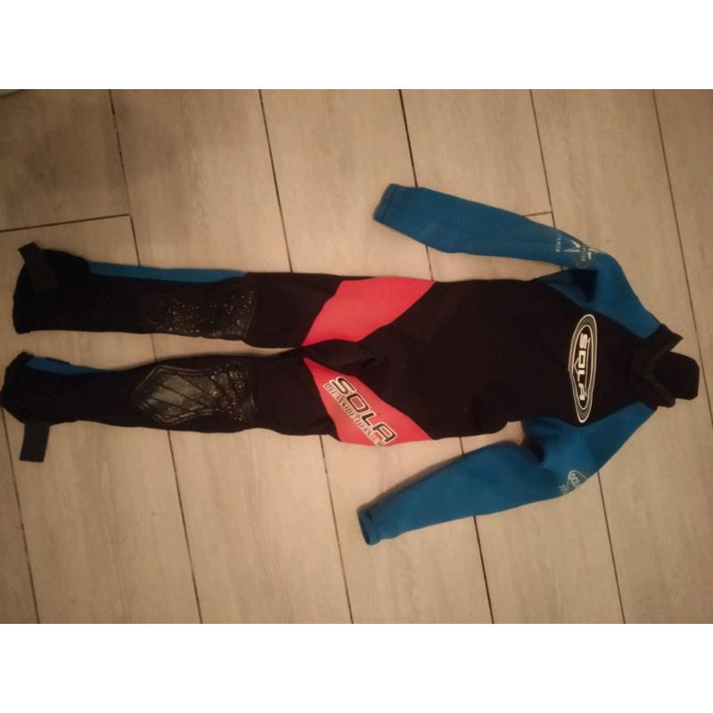 Childs xxxs Sola wetsuit