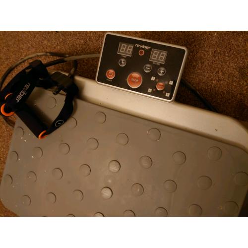 Reviber Plus Oscillating Vibration Plate Exerciser