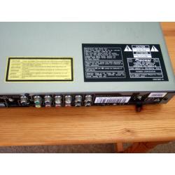 Pioneer DV-565 SACD/DVD + original remote control and instruction leaflet