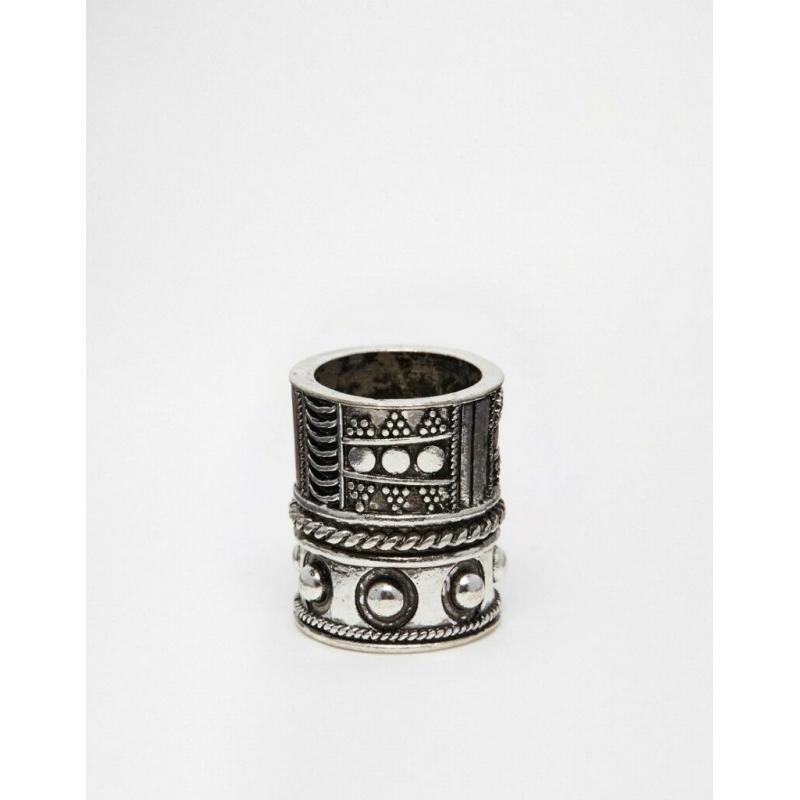 Embellished Oversized Ring In Silver