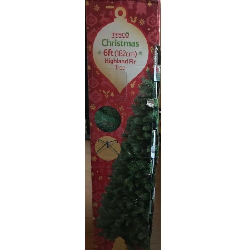 Christmas Tree - Excellent condition