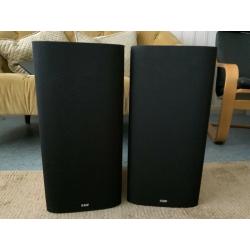 Bowers & Wilkins DM602 S3 Speaker Set With Glass Stands