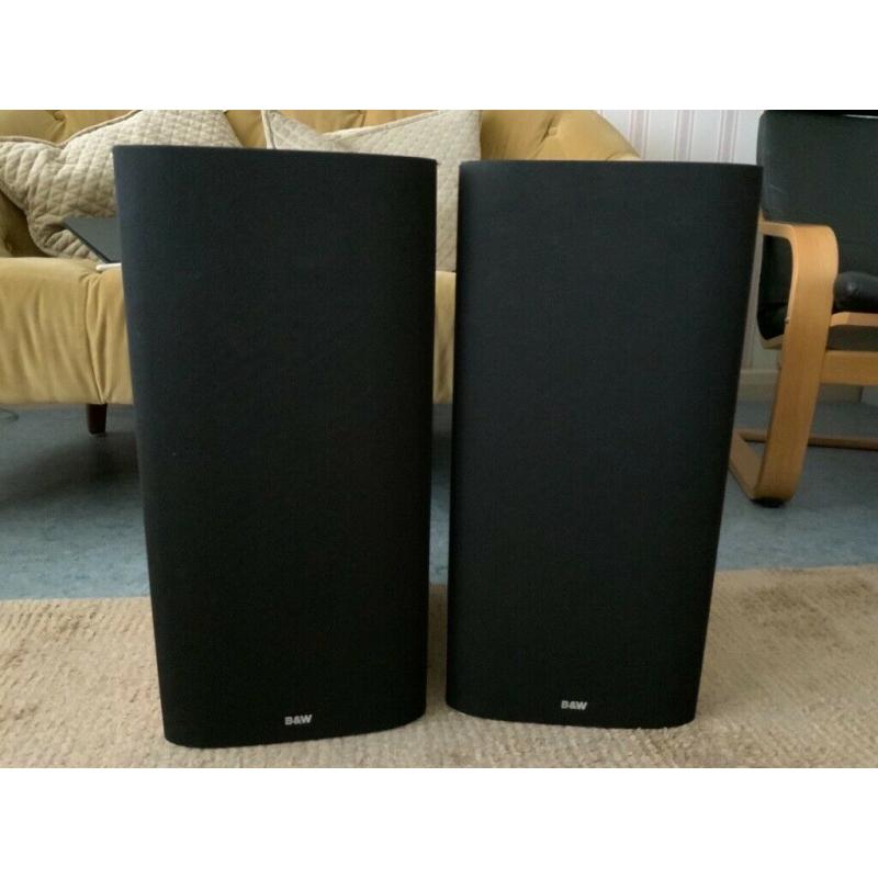 Bowers & Wilkins DM602 S3 Speaker Set With Glass Stands