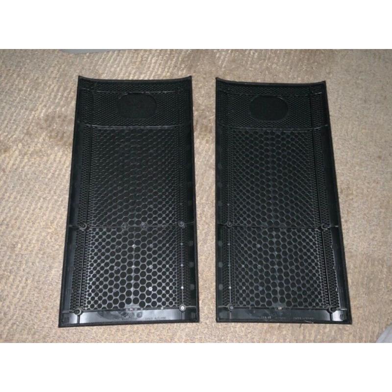 Bowers & Wilkins DM602 S3 Speaker Set With Glass Stands
