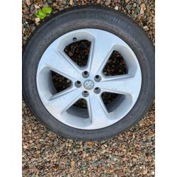 2 x 18 Inch Vauxhall Alloys