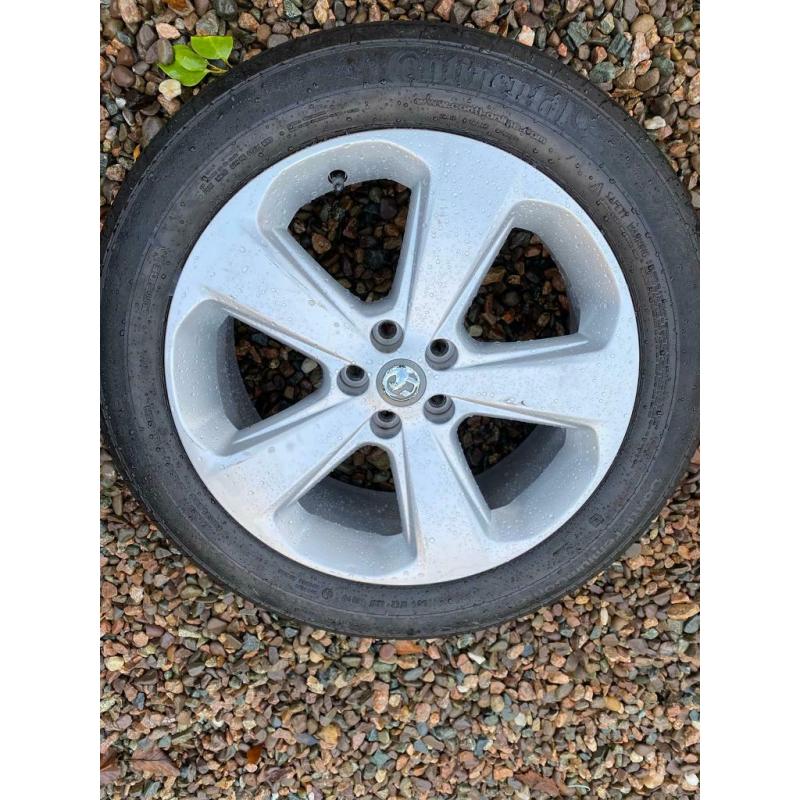 2 x 18 Inch Vauxhall Alloys