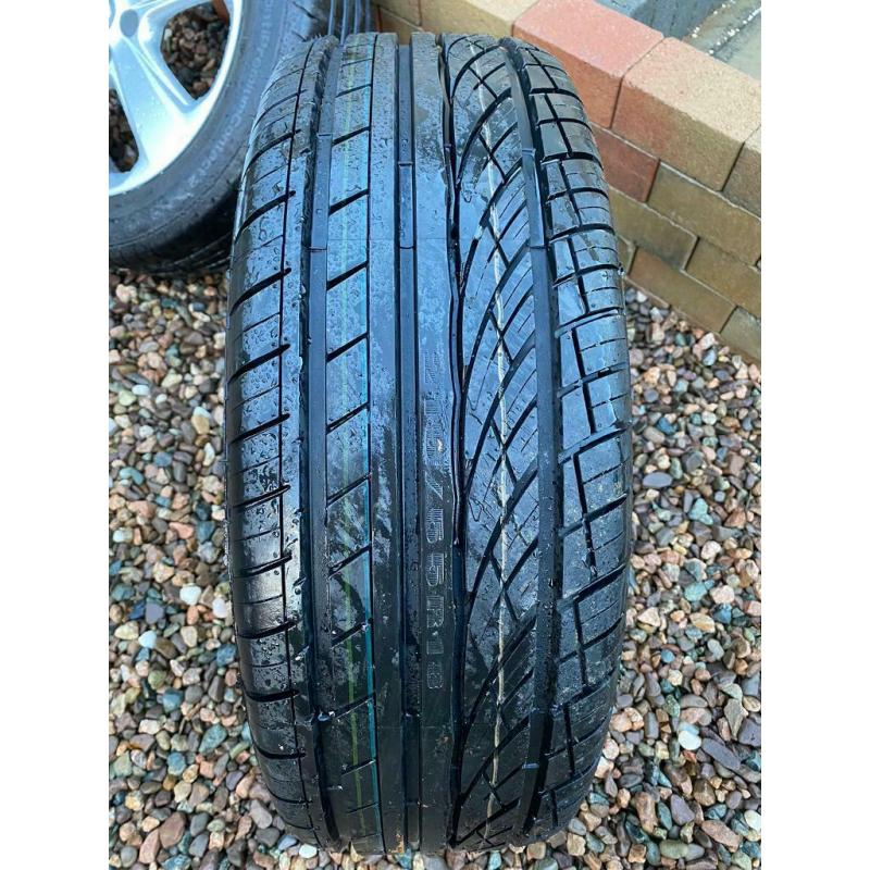 2 x 18 Inch Vauxhall Alloys