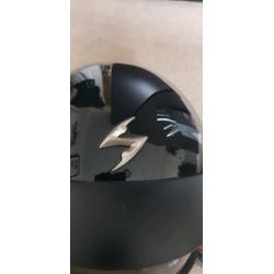 Motorcycle helmet