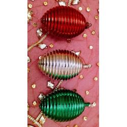VINTAGE CHRISTMAS DECORATIONS BAUBLES Mixed 3 Hand Painted in Mint Condition 3 Sculptured 6 Plain