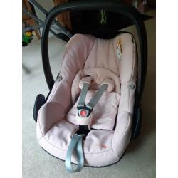 Maxi Cosi Pebble isofix car seat Pink