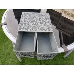 Collapsible storage containers
