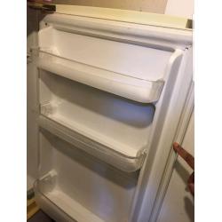 Good Fridge freezer All Working Good Condition Can Deliver ?10 Locally