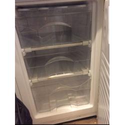 Good Fridge freezer All Working Good Condition Can Deliver ?10 Locally