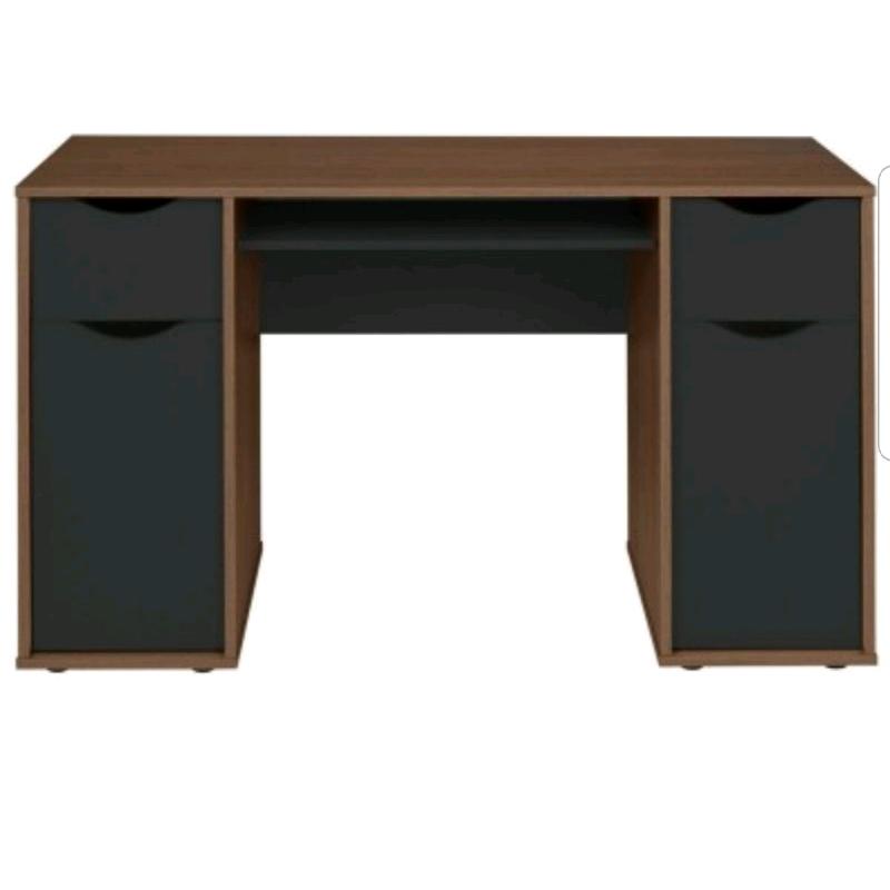 Brand new black & walnut effect desk