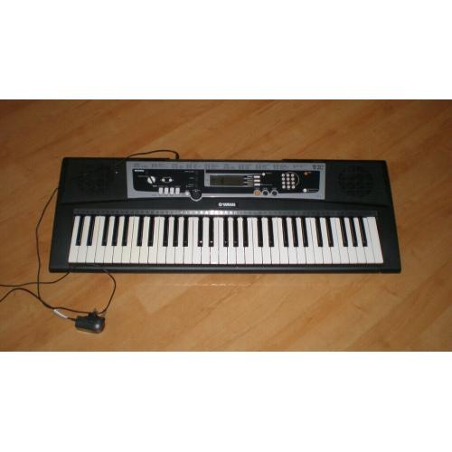 Yamaha YPT-210 Portable Keyboard, 61-Key