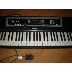 Yamaha YPT-210 Portable Keyboard, 61-Key