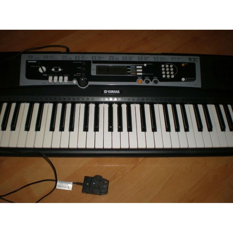 Yamaha YPT-210 Portable Keyboard, 61-Key