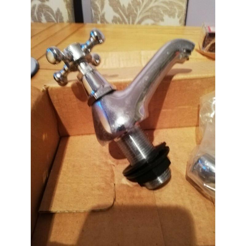 Brand new chrome Bath Taps