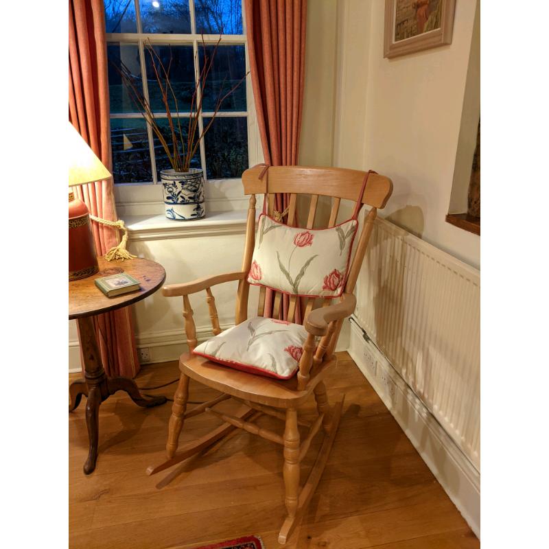 Solid pine rocking chair with cushions