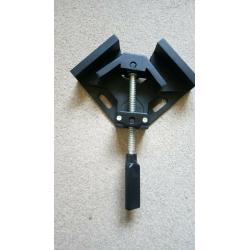 Corner clamp for 90deg fixing, picture frames etc.