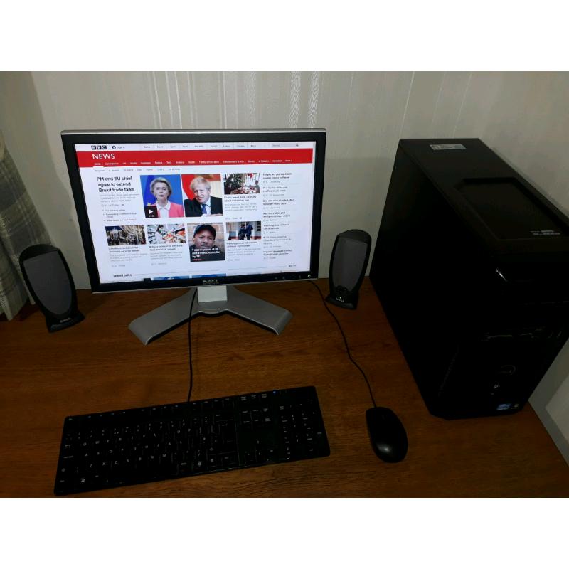 DELL VOSTRO 260 Tower PC LCD screen, speakers, keyboard, mouse Win 7
