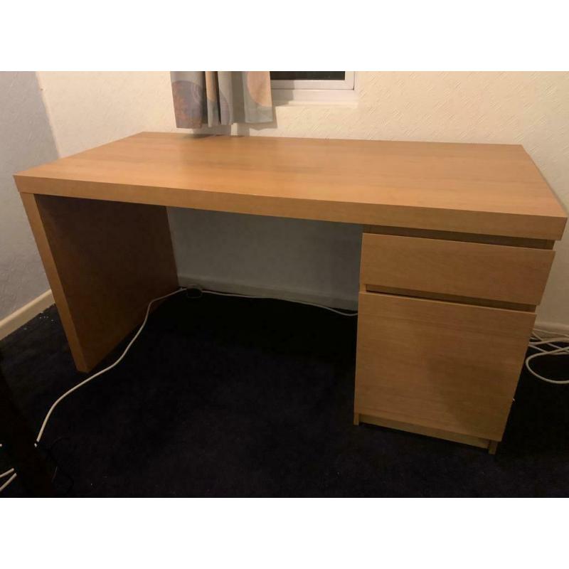 IKEA Malm desk - Oak vaneer