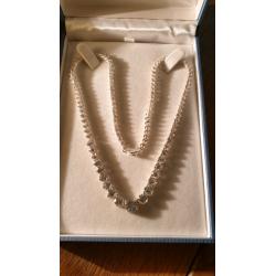 Exquisite necklace. Perfect Xmas present
