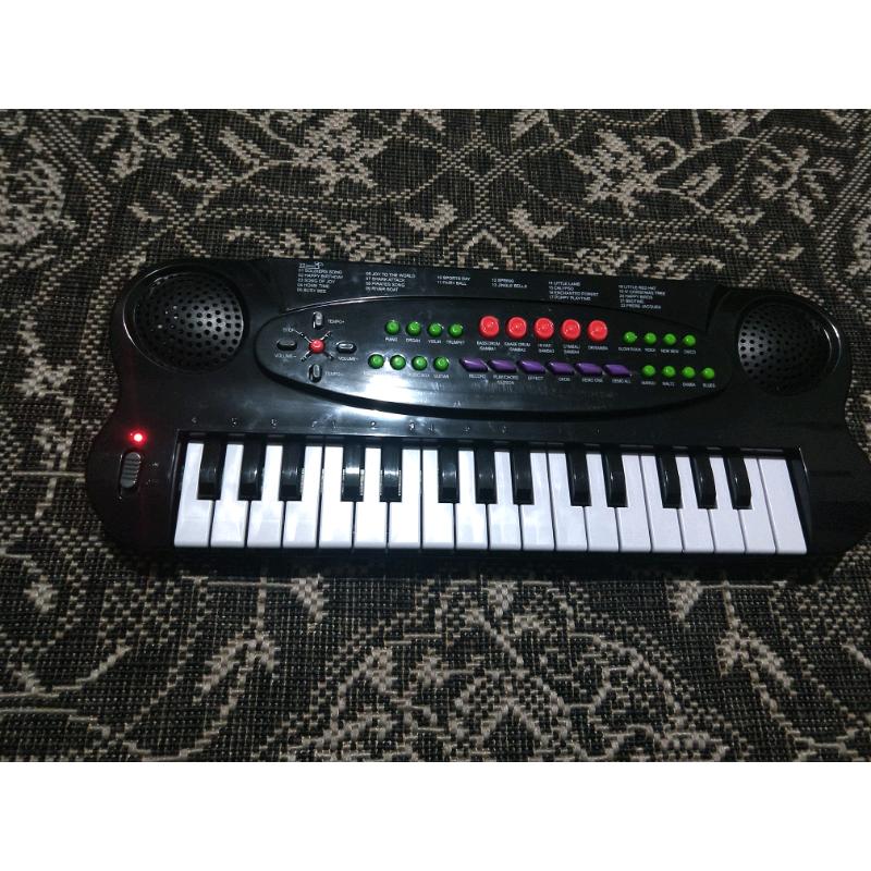 Electric Keyboard