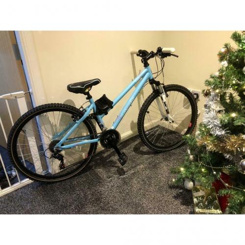 Dawes girls bike 26inch wheel