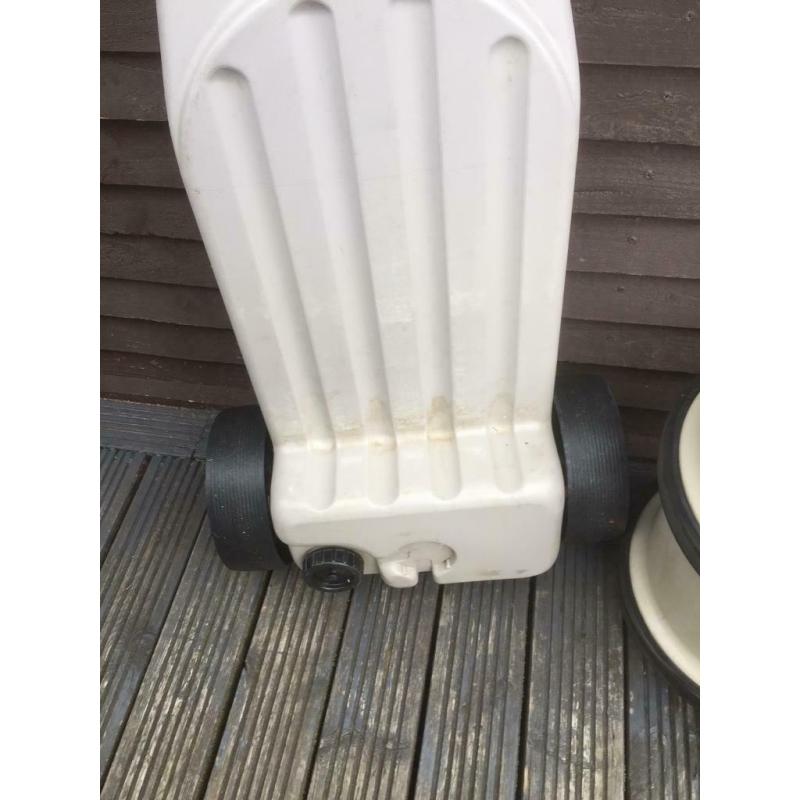 Caravan fresh water and waste containers