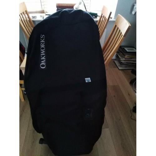 Oakworks professional massage chair