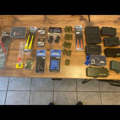 Job lot of various fishing tackle