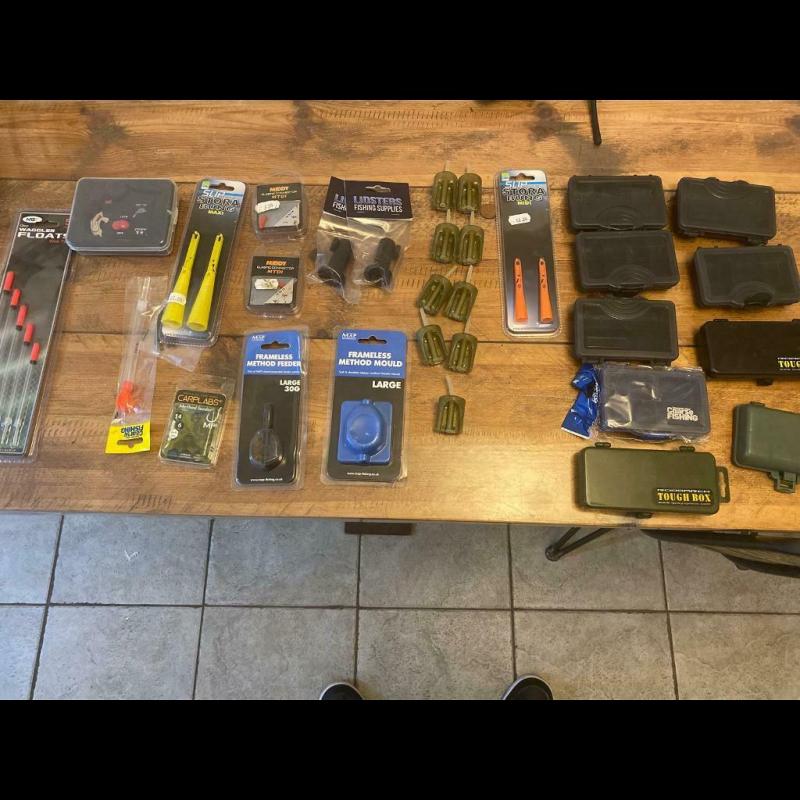 Job lot of various fishing tackle