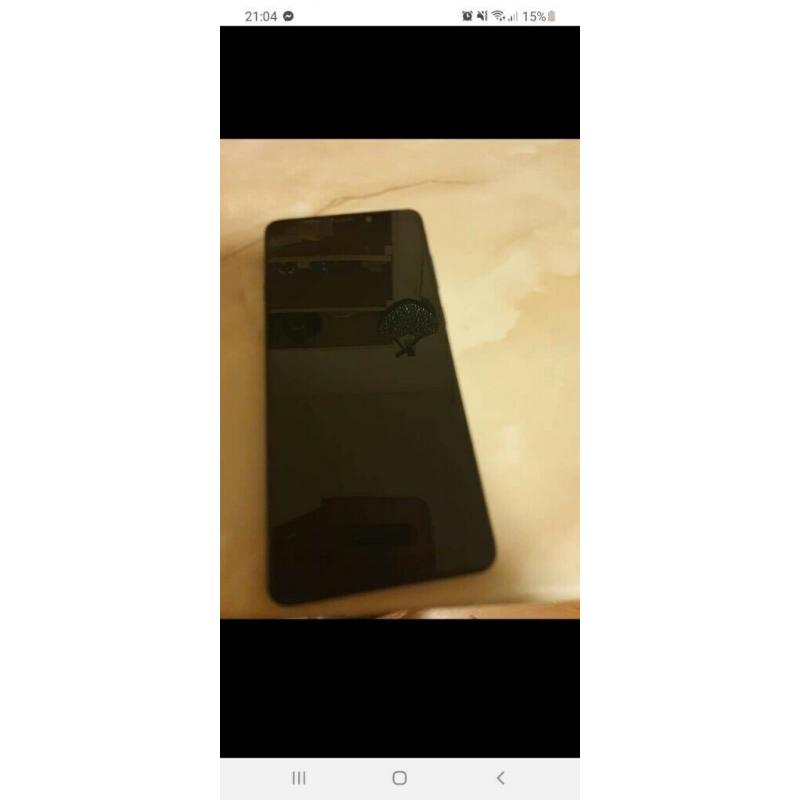 Samsung A19 2019 versions