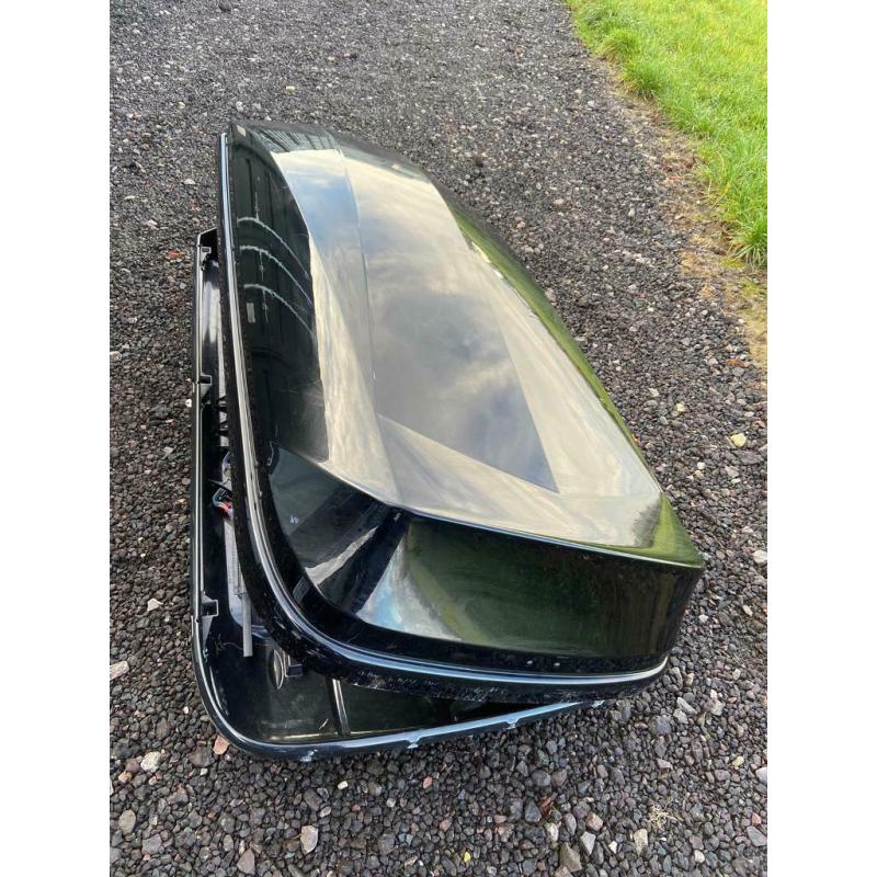 580L Gloss Black Exodus Roofbox