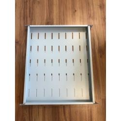 1U 19? extending server cabinet shelves (4 available)