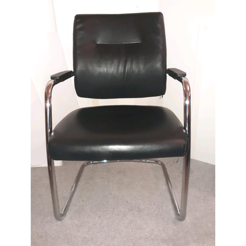 Mobili office visitor chair