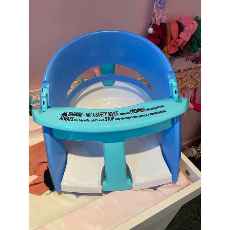 Baby bath seats