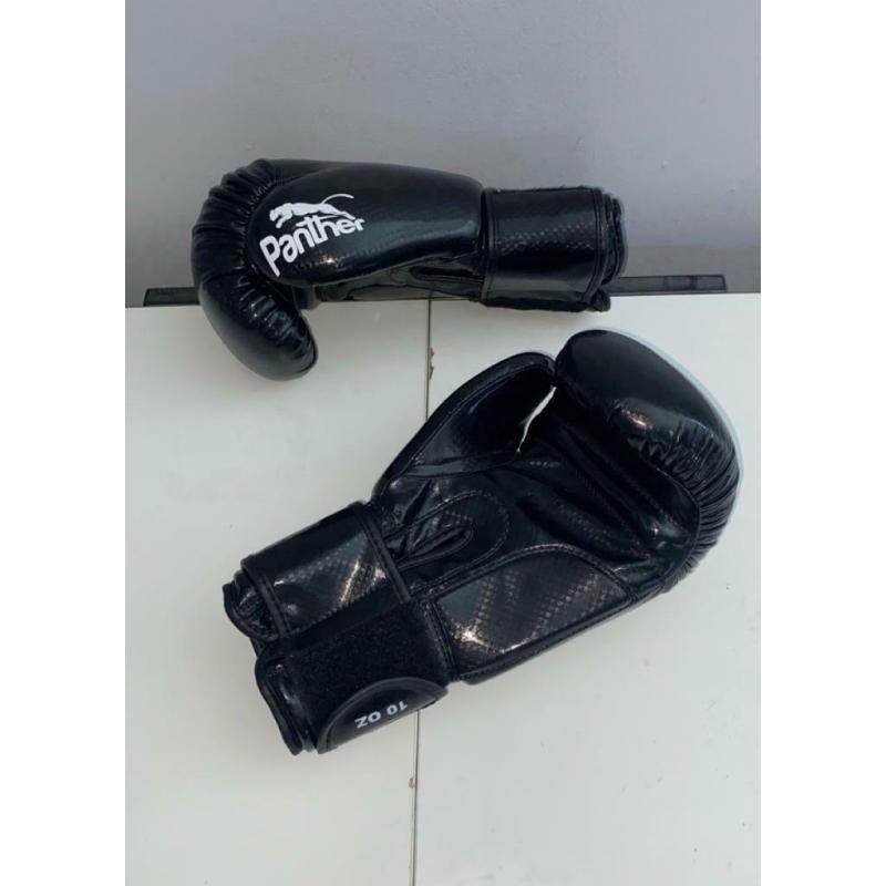 GREEN HILL BOXING GLOVES PANTHER