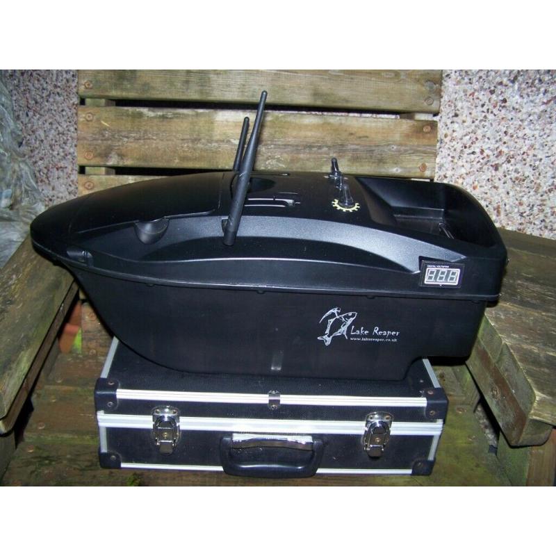 Lake Reaper Bait Boat - Full Set Up