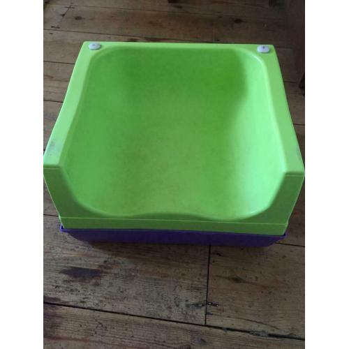 Booster seat for chair / table