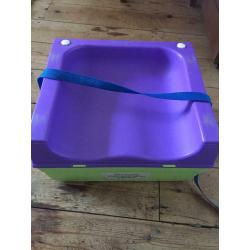 Booster seat for chair / table